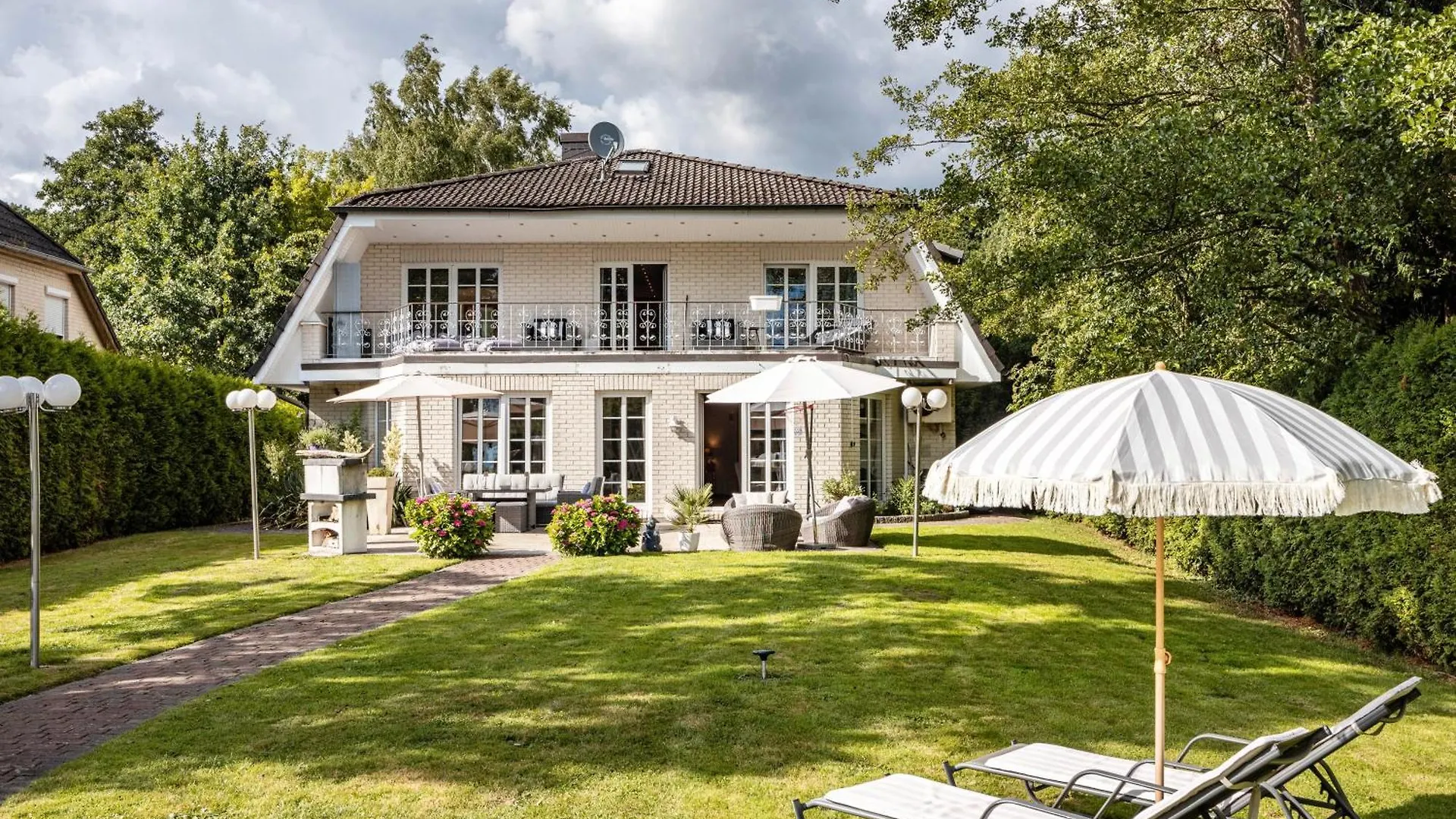 Exklusive Traumvilla Mit Sauna location
