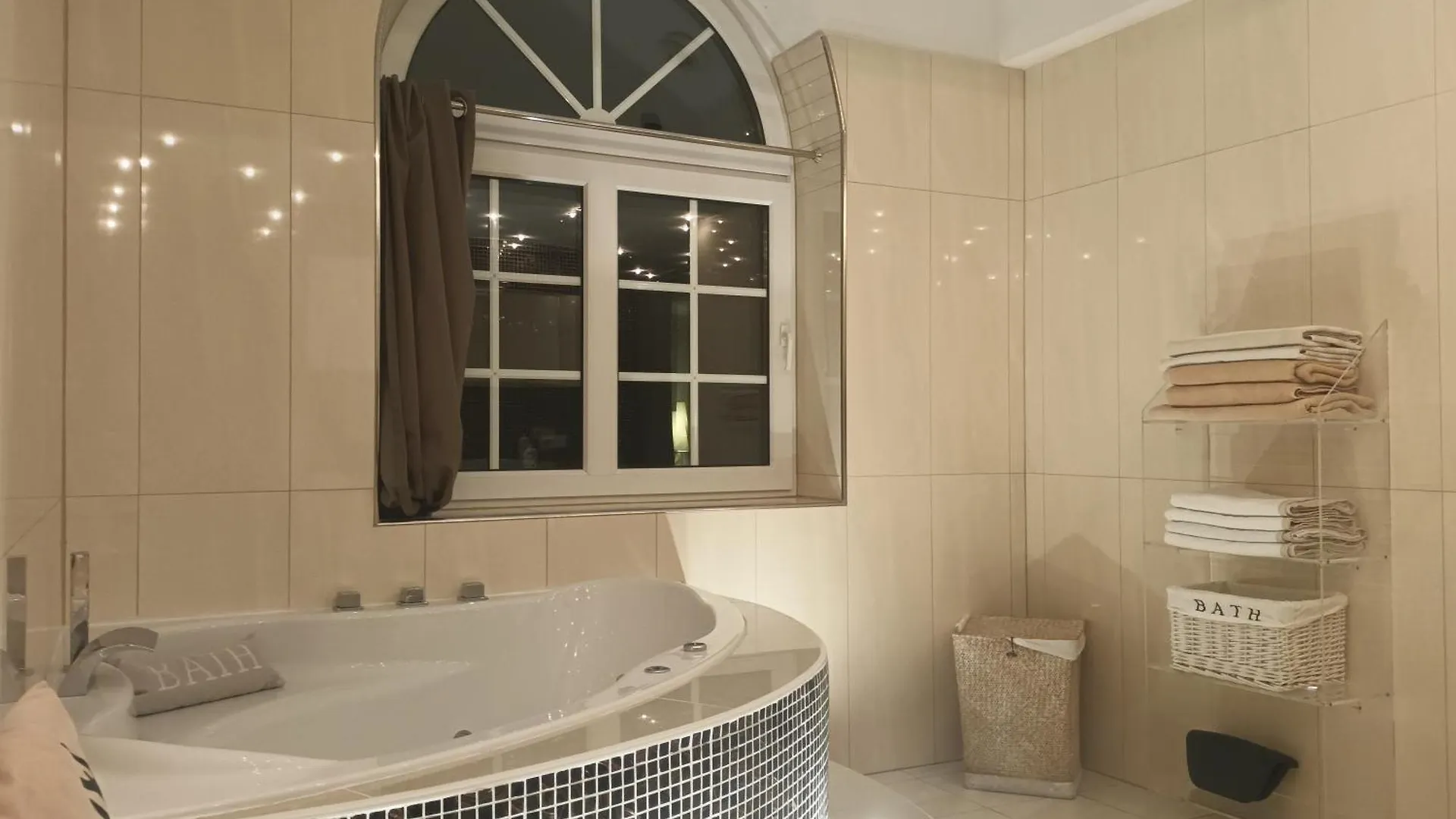 Exklusive Traumvilla Mit Sauna 함브루크 0*,